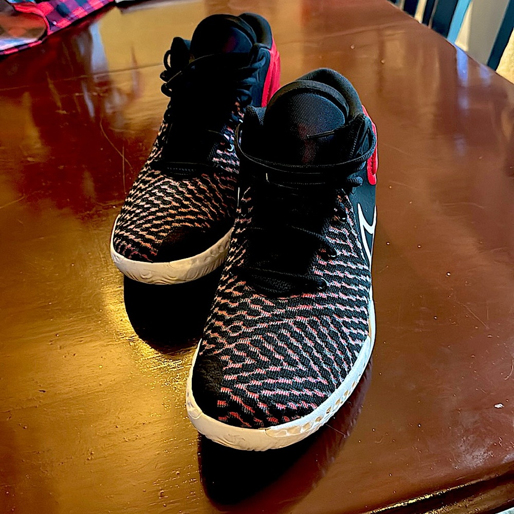 Nike KD Trey 5 VIII like new